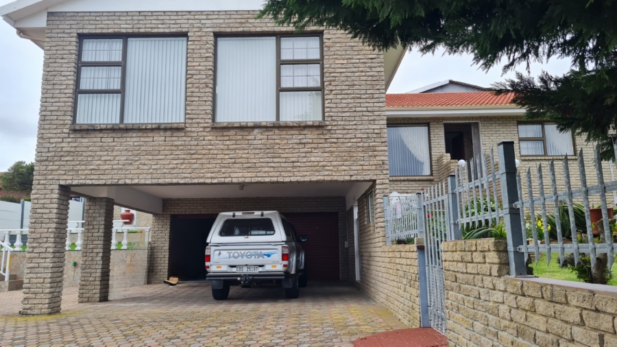 3 Bedroom Property for Sale in Dana Bay Western Cape